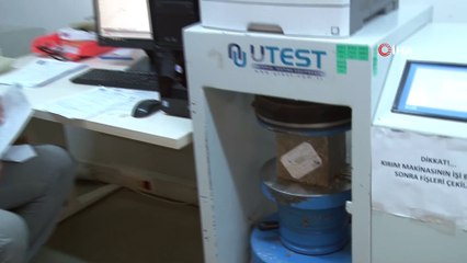 Kadıköy’deki Beton Zemin Laboratuvarı riskli binalara geçit vermiyor