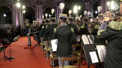 Скачать видео: Roma - Mattarella al concerto della Banda della Guardia di Finanza (27.09.19)