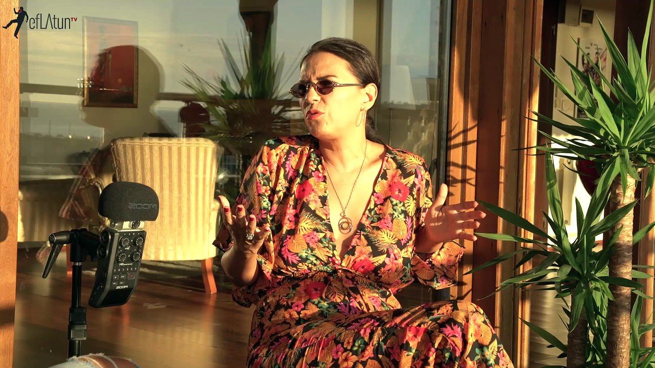 Yeşim Salkım | İntihar, Gülben Ergen, Olay Öpüşme  #KADINCA