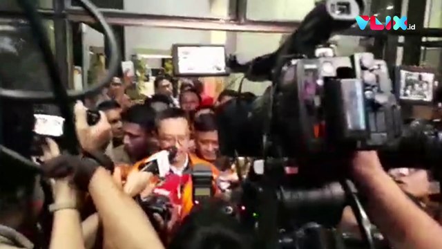 VIDEO: Imam Nahrawi Pakai Rompi Oranye Tahanan KPK