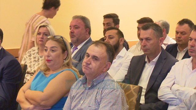 Dita Ndërkombëtare e Turizmit/ Klosi: Gushti rekord turistësh - News, Lajme - Vizion Plus