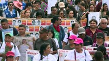 México retoma busca por 43 estudantes desaparecidos