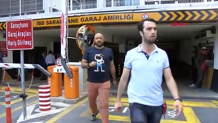 Télécharger la video: İBB binasında hareketlilik: İmamoğlu'nun odasına girmeye çalıştı