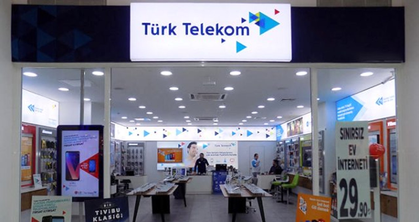 Müşterilerine 10 GB internet hediye eden Türk Telekom, Twitter'da yeniden trend oldu