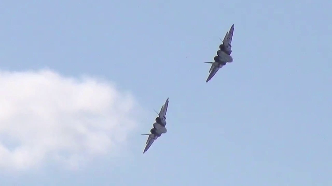 Sukhoi_Su-57_Russian_stealthy_multi-role_fighter_jet_