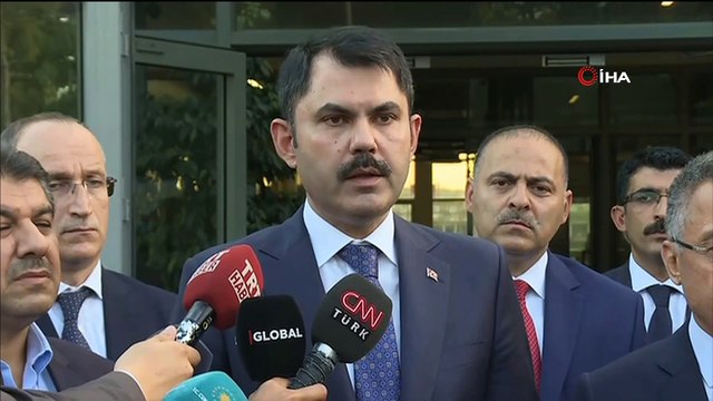 Çevre ve Şehircilik Bakanı Murat Kurum, “Bakanlığımıza bağlı birimle alt ve üst yapı anlamında 34 ilden 270 personelle görev yapıyoruz. AFAD’a bildirilen hasarlı bina, talebine ilişkin 611 talebiyle karşı karşıyayız. Bu talepleri bu akşam