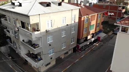 Pendik'te tahliye edilen bina havadan görüntülendi