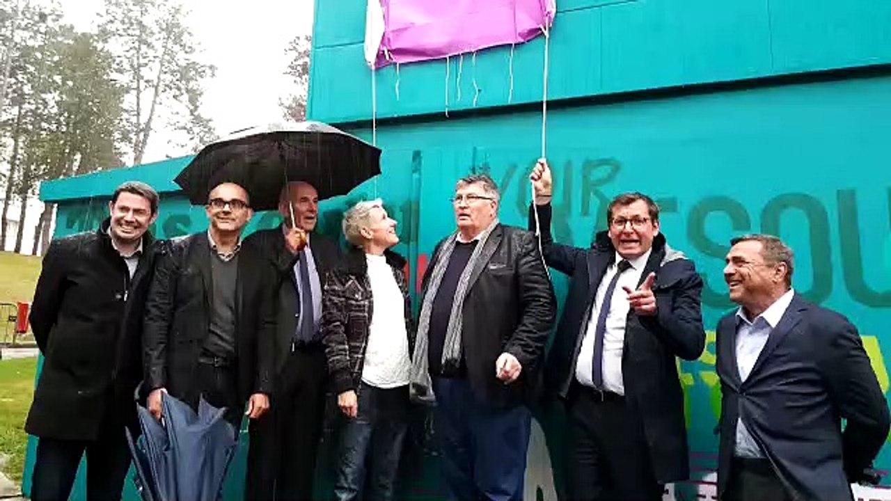 Vesoul : inauguration de la fresque Jacques Brel