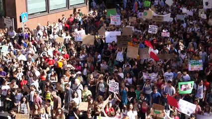 Young people hold climate march in Rome