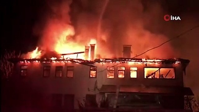 Eski Konuralp Belediye Başkanı Yusuf Ercan'ın evi alev alev yandı