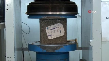 Kadıköy'deki Beton Zemin Laboratuvarı riskli binalara geçit vermiyor