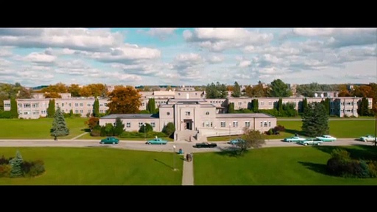 Scary Stories to Tell in the Dark movie - Behind The Scenes Video- Pale Lady