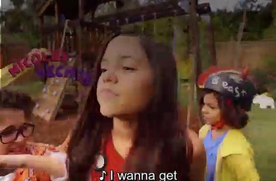 Stuck in the Middle S01E08 Stuck in Harley's Comet