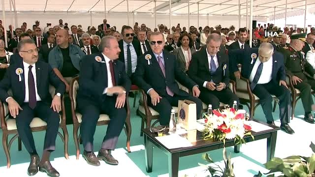 Cumhurbaşkanı Erdoğan, Nasıl korvetlerimizi kendimiz inşa ettiysek inşallah kendi savaş uçağımızı...