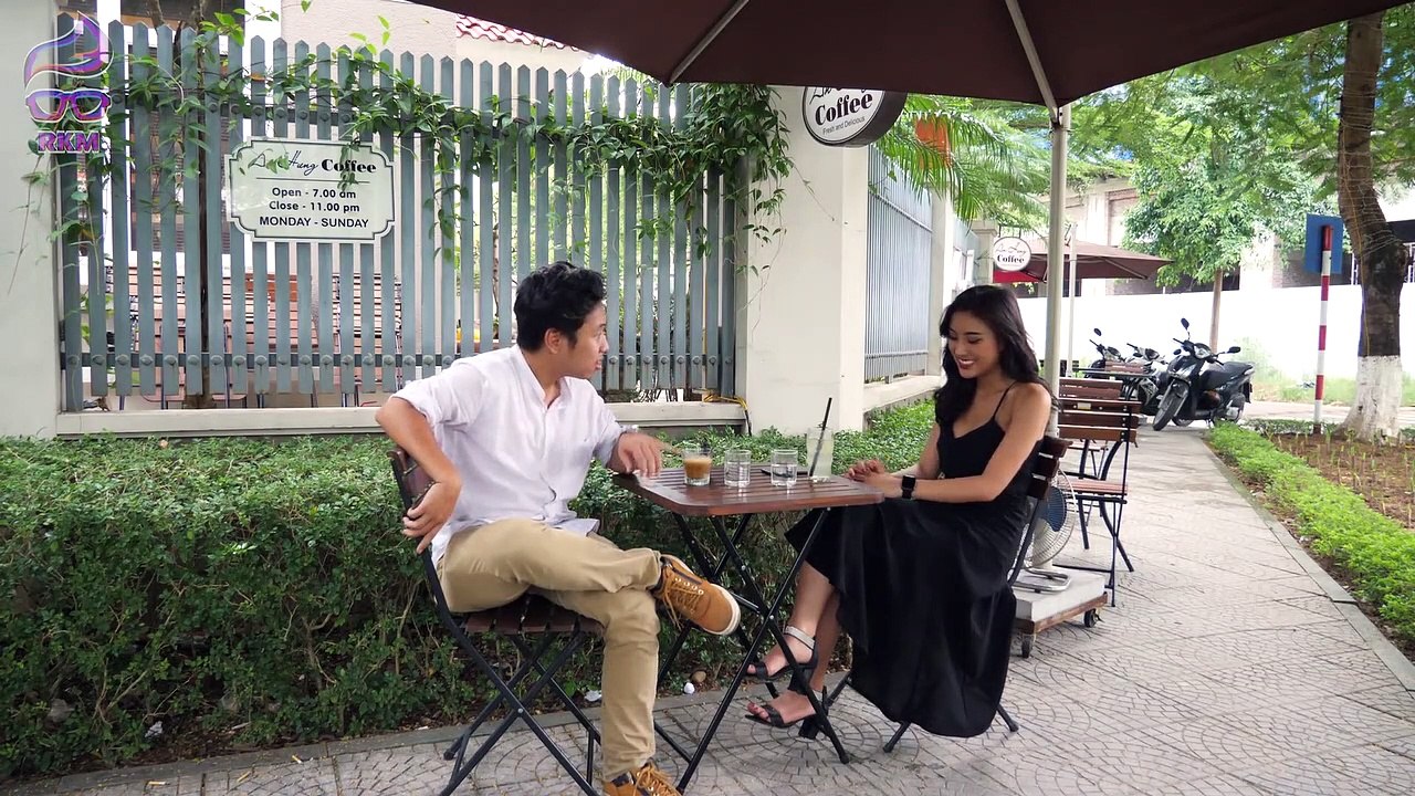 Em Trai Chủ Tịch Bán Thịt Lợn Bị Người Yêu Khinh Thường - Coi Thường Người Khác Và Cái Kết - RKM