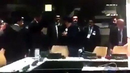 Tayyip Erdogan Kisses PM Imran Khan's forehead after speech
