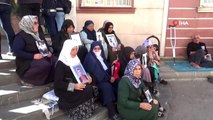 Annelerin HDP önündeki evlat nöbeti 26'ncı gününde