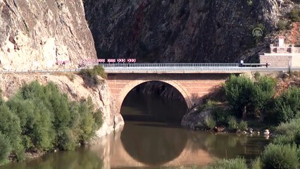 Anadolu'nun, tarihin izlerini taşıyan asırlık köprüleri - ERZİNCAN