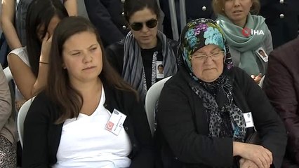 İzmir'deki kazada şehit olan polis memuru son yolculuğuna uğurlandı