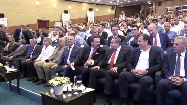 Hisarcıklıoğlu: Tarım ve hayvancılık, dış ticaret fazlası verdiğimiz ender sektörlerden