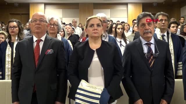 Geleceğin doktor adayları beyaz önlük giydi