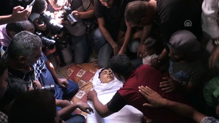 Gazze genç şehidini uğurladı - REFAH