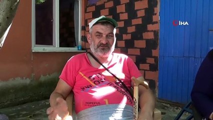 Depremde evinde çatlaklar oluşan engelli çift sokakta kaldı