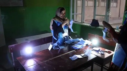 Afganistan'da oy verme işlemi sona erdi - KABİL