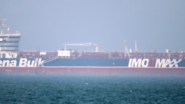 Dubai, attracca la Stena Impero dopo la liberazione da parte dell'Iran