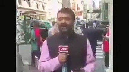 Indian Journalist Got Angry And Exchanged Arguments With Protesters Who Chanted 'Modi Terrorist'
