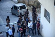 İzmir Karabağlar'da bir kişi havaya ateş açtı, özel harekat sevk edildi