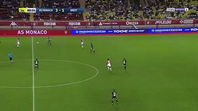 Troisième passe décisive de Slimani vs Brest