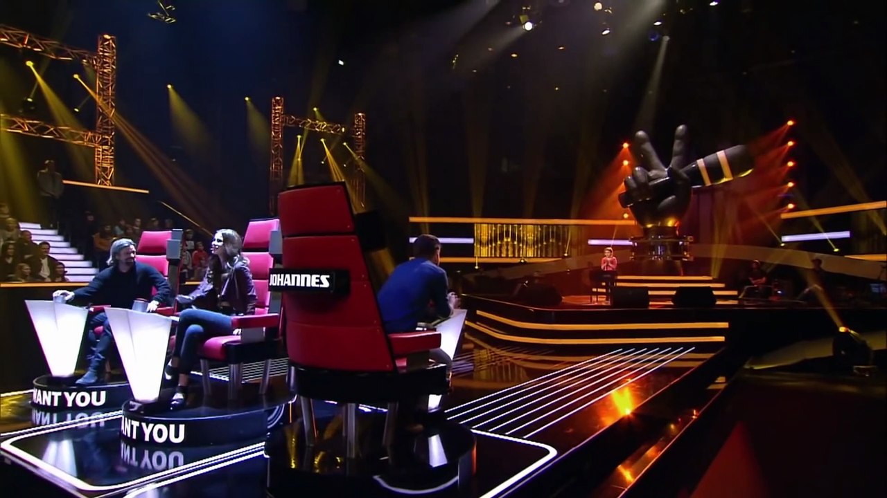 Larissa - cup song ( Anna Kendrick) the voice kids