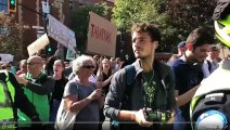 Marche pour le climat - Justin Trudeau chahuté par des manifestants fait semblant de ne pas comprendre!