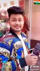 Kal Raat Online Mili Ek Ladki -- Gima Awez Tik Tok Stars Funny Videos