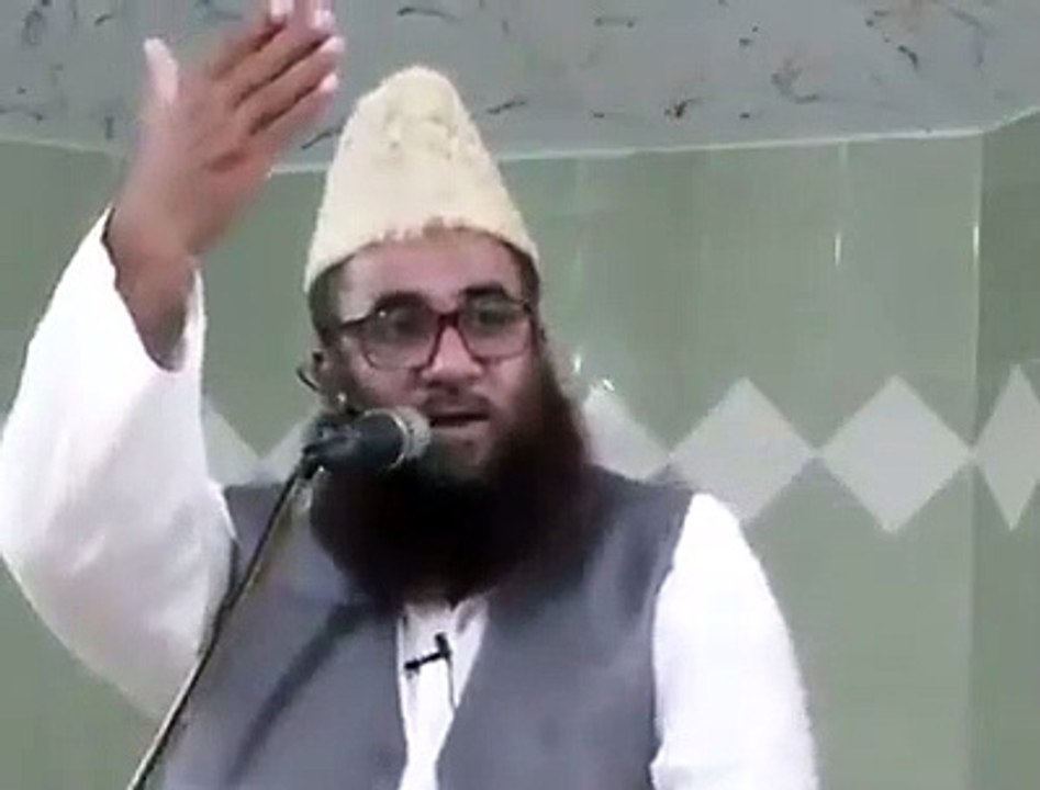مولویوں سے کہتا ہوں عمران خان کا ماتھا چوم لو اور امت مسلمہ سے عمران خان کے لئے دعا کی اپیل کرتا ہوں