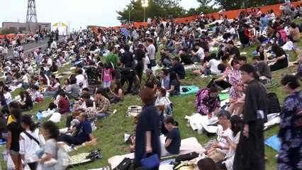 - Tokyo'da Havai Fişek Festivalinden Renkli Görüntüler