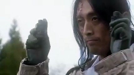 Kamen Rider Metal Build Henshin