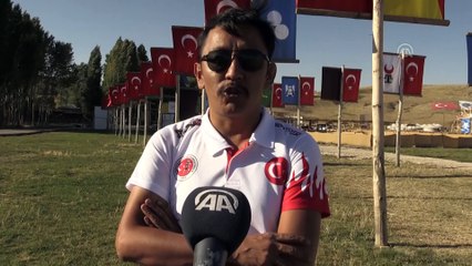 Şehit arkadaşının ismini okçuluk kulübünde yaşatıyor - BİTLİS