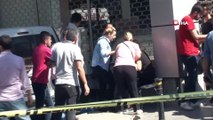 Zeytinburnu’nda bıçakladığı arkadaşının cenazesinin başında polisi bekledi