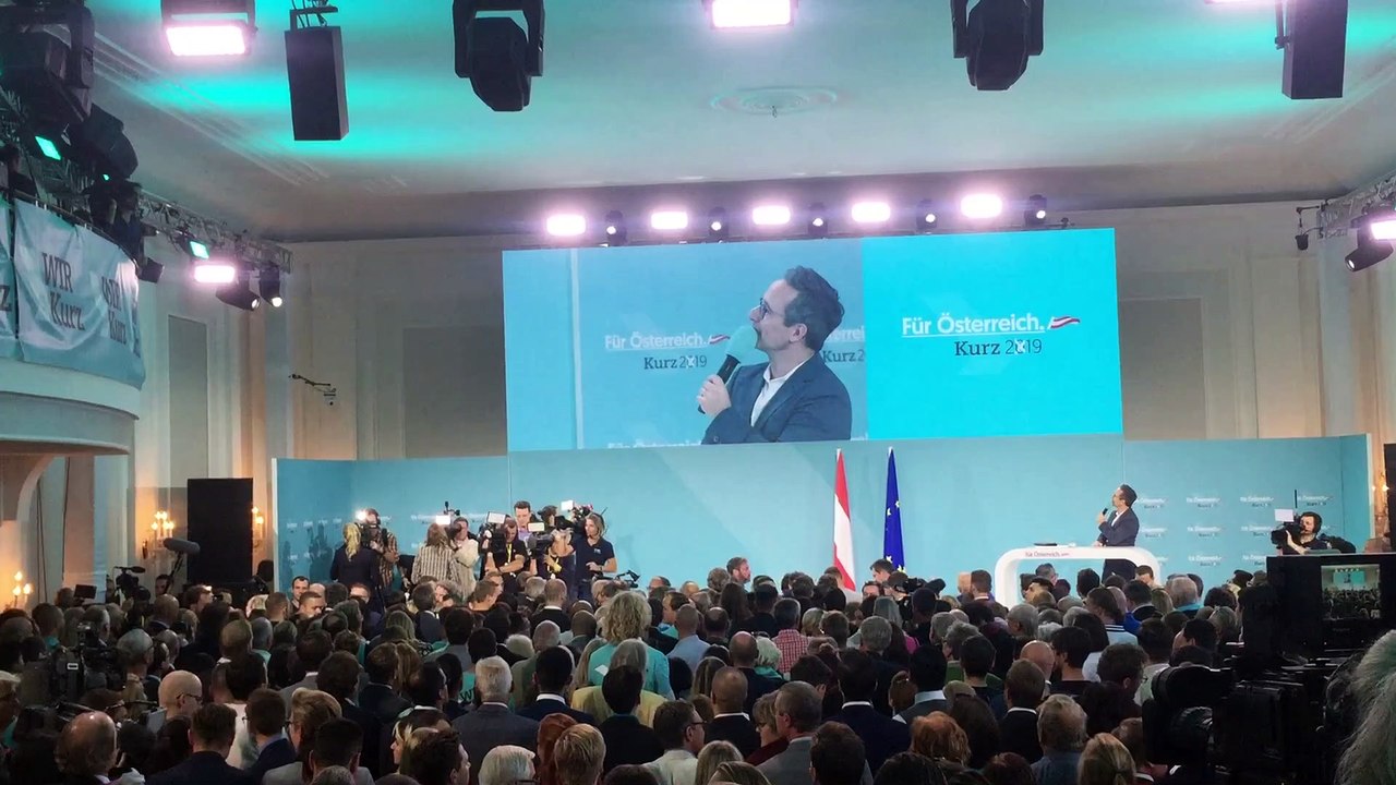 Stimmungsbild vom ÖVP-Wahlabend im Kursalon Hübner