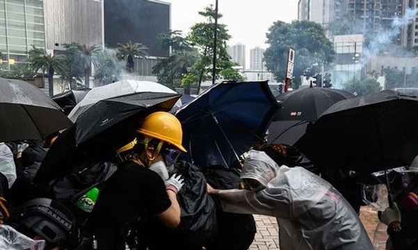 Jurnalis WNI Tertembak Saat Meliput Unjuk Rasa