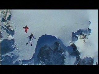 BASE JUMPING - NO COMMENT