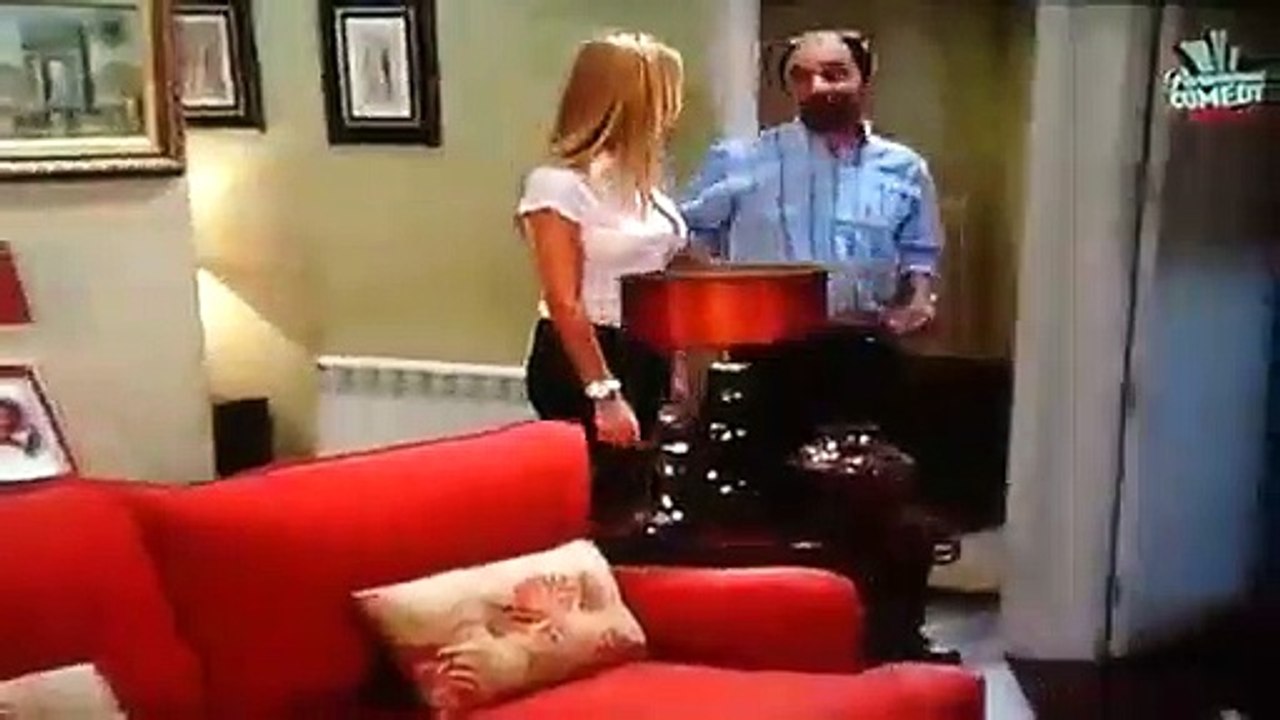 LA QUE SE AVECINA Antonio Recio se Tira a Raquel - Vídeo Dailymotion