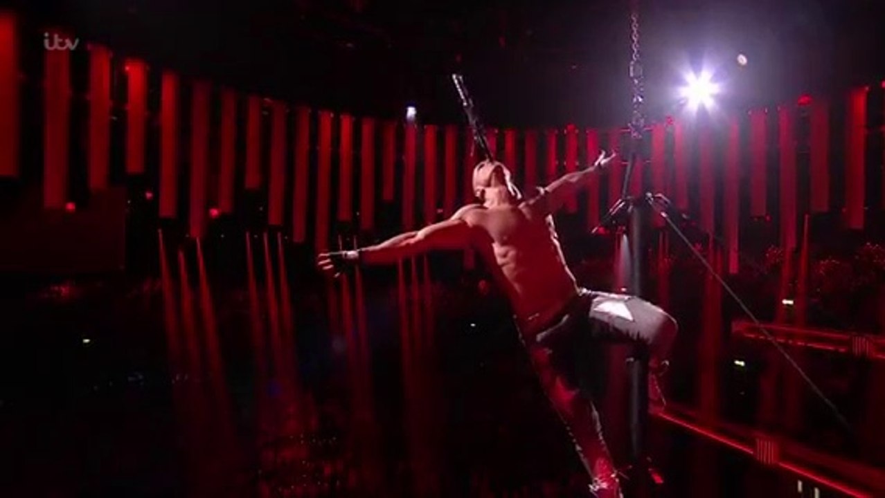Britains Got Talent The Champions S01E05 part 1