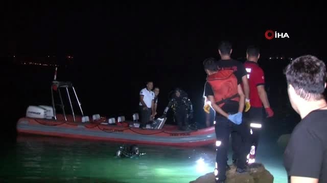 Genç kız yüzmek için girdiği gölde boğuldu