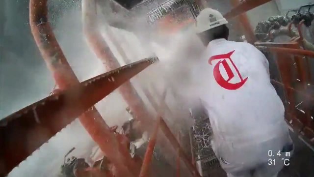 두드리고, 밧줄 끊고...'울산 선박 화재' 긴박했던 당시 상황 / YTN