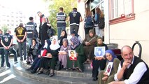 Annelerin HDP önündeki evlat nöbeti 28'inci gününde