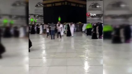 - Mekke'de yağmur bereketi- Kabe'yi yağmur altında tavaf ettiler