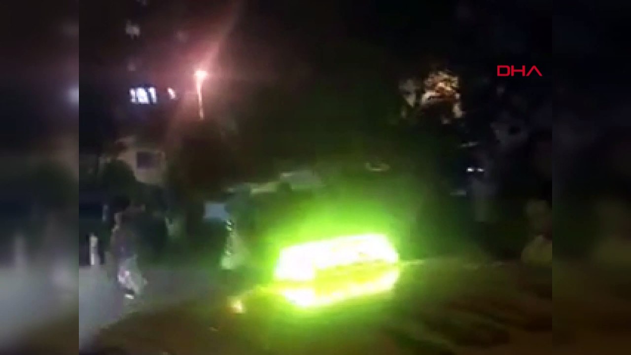 Zeytinburnu’nda gasp edilmek istenen taksici boğazından bıçaklandı